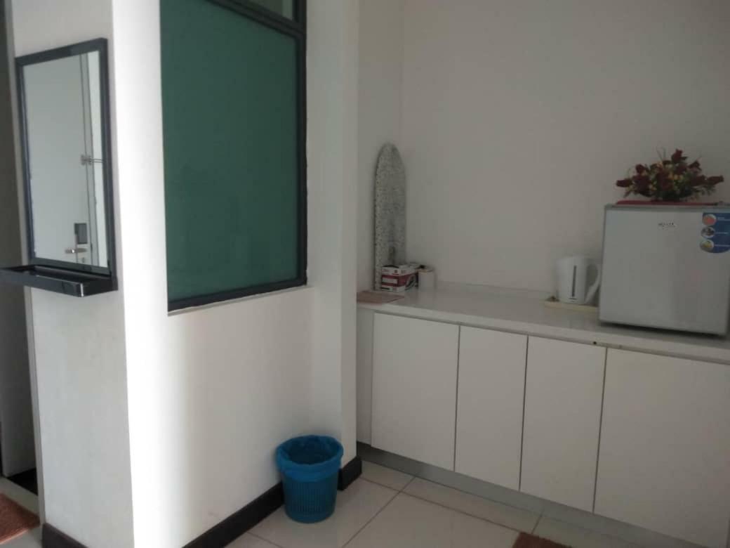 Dwharf Port Dickson Apartment Bagian luar foto