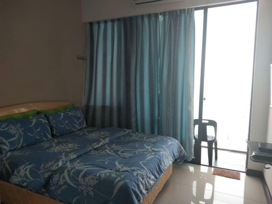 Dwharf Port Dickson Apartment Bagian luar foto