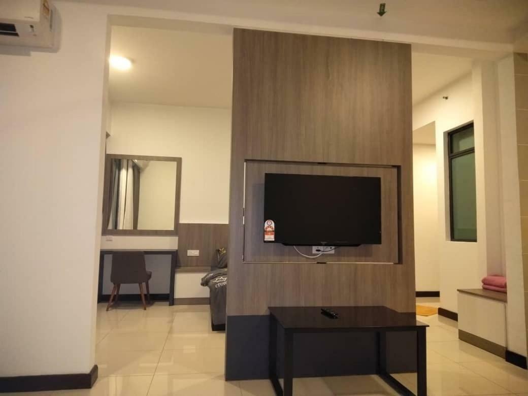 Dwharf Port Dickson Apartment Bagian luar foto